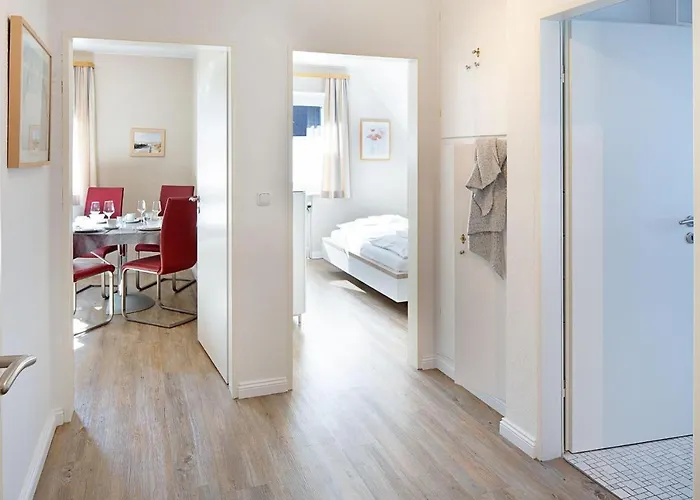 Sommerfugl شقة ليست